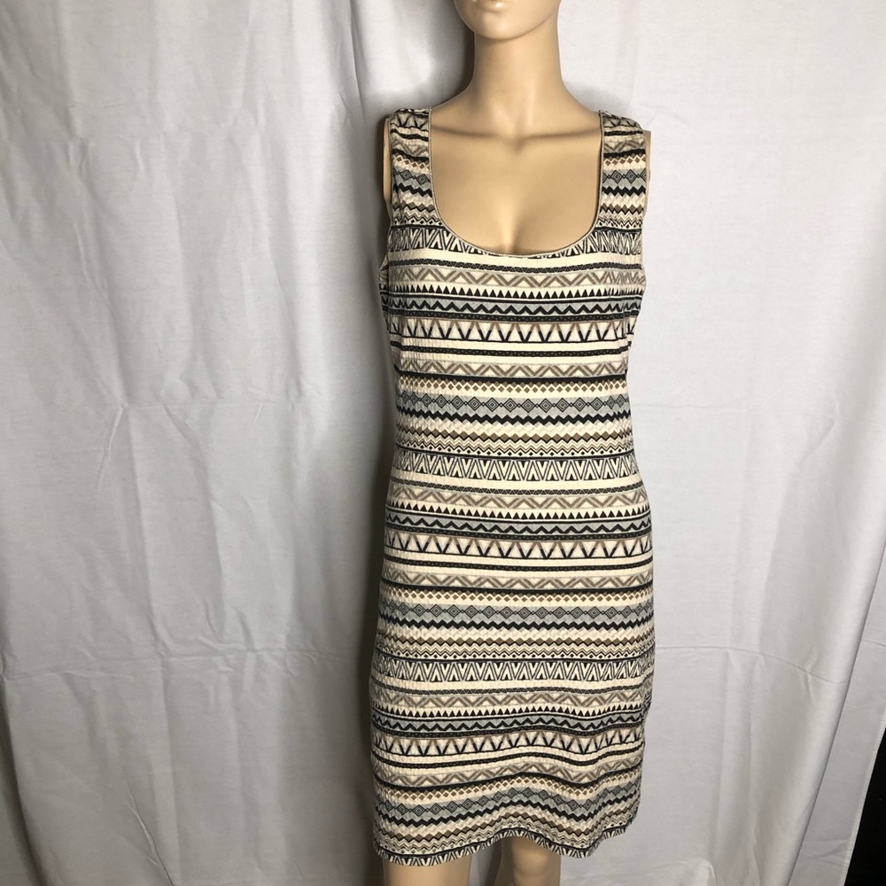 Chelsea & violet dress size small